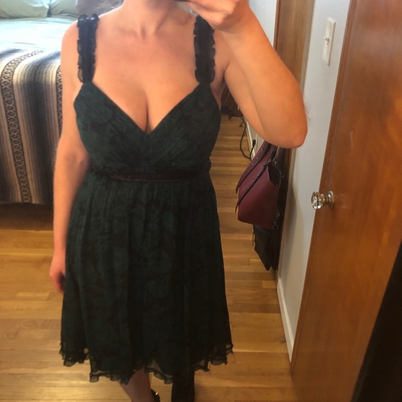 Dresses & Skirts - Black cocktail dress
